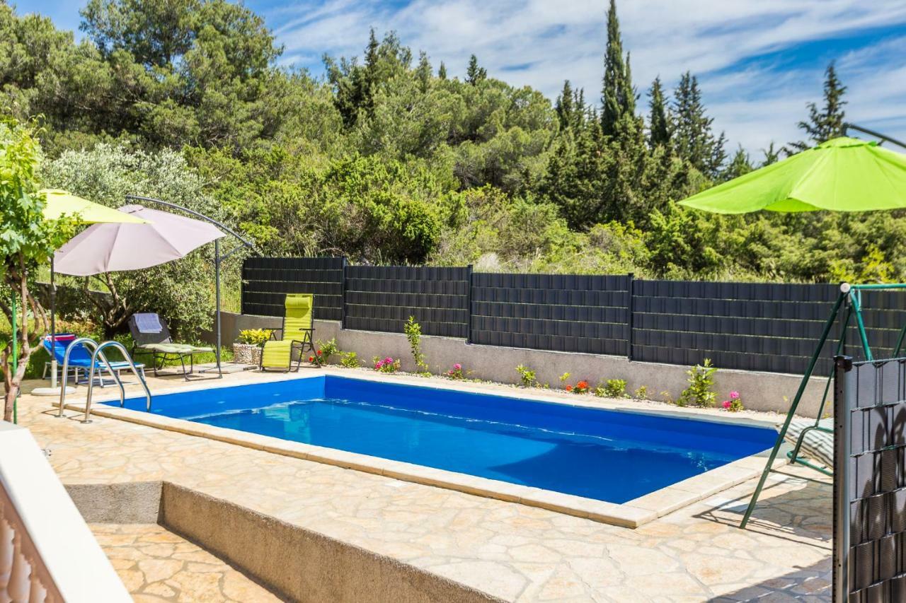 Holiday Home Flora Задар Экстерьер фото